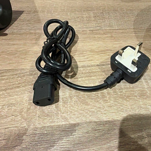 Pin iec c13 mains - to,